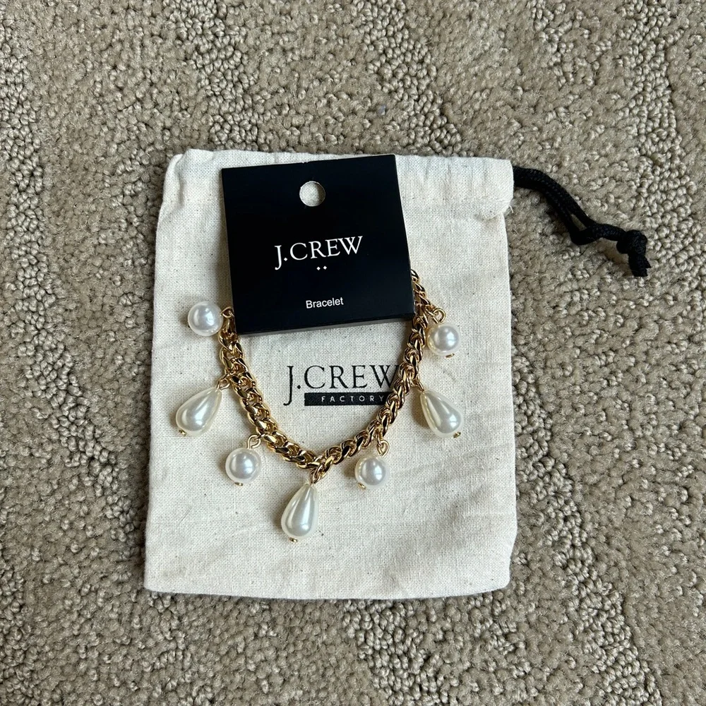 J. Crew Gold Pearl Bracelet - Picture 2 of 4